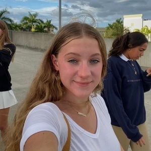 Meet your Posher, Sally